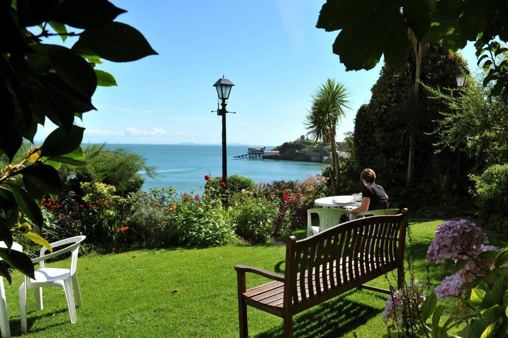 Fourcroft Hotel Tenby Bagian luar foto
