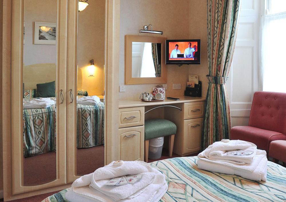 Fourcroft Hotel Tenby Bagian luar foto
